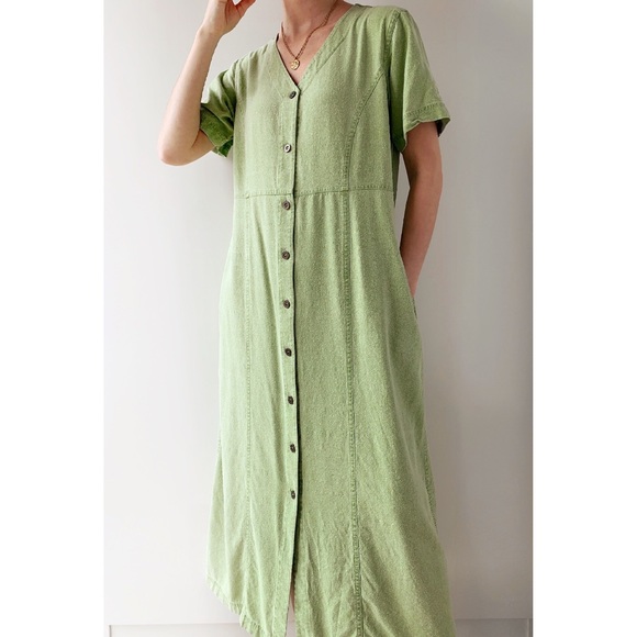 Vintage Dresses & Skirts - ‼️SOLD‼️ Vintage 100% silk 90s pastel green short sleeve button down maxi dress